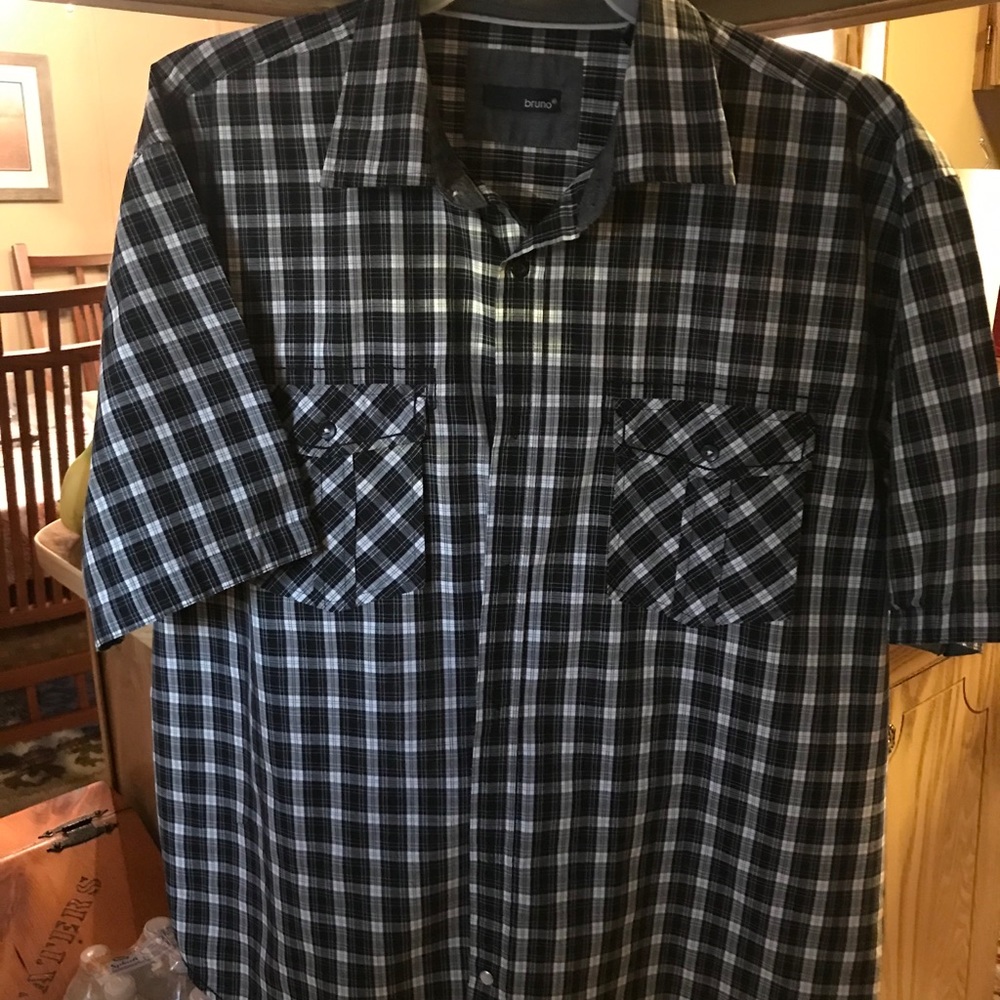 Button down Bruno Blue plaid shirt